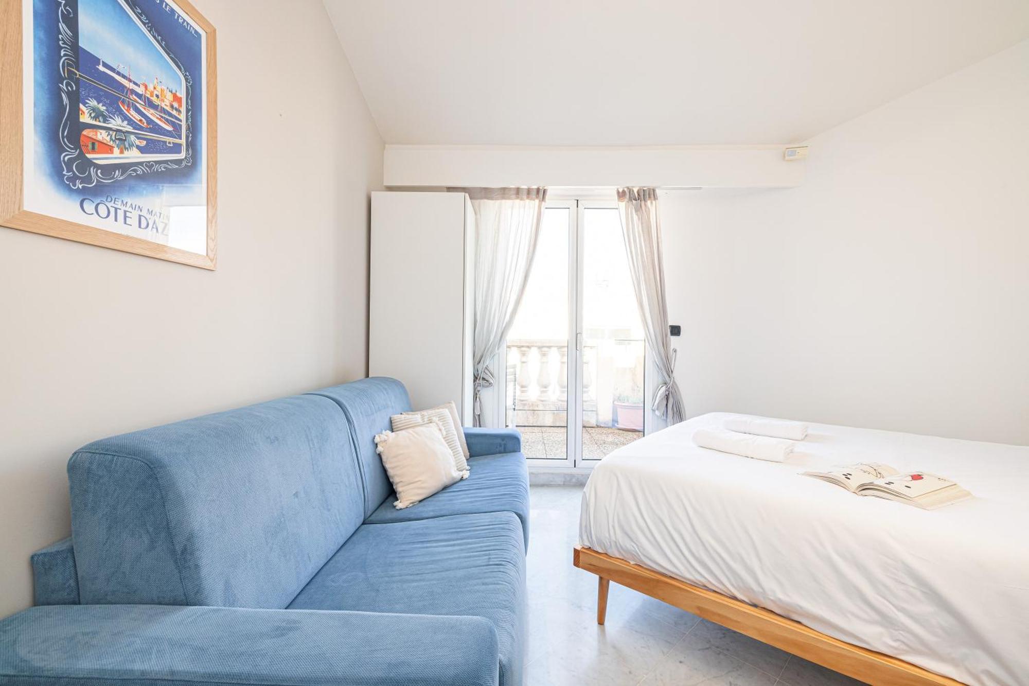 Victoria Bergamote Attic - Happy Rentals Ментона Екстериор снимка