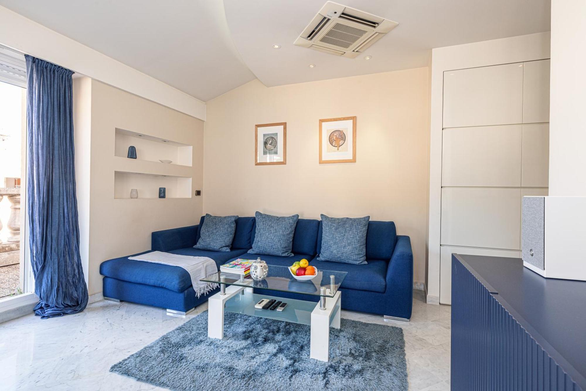 Victoria Bergamote Attic - Happy Rentals Ментона Екстериор снимка